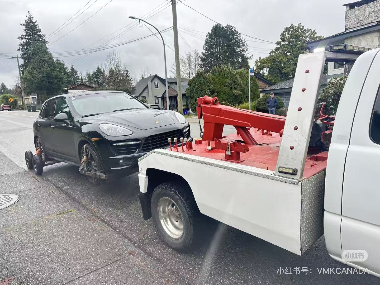 Towing Case Horizontal 2